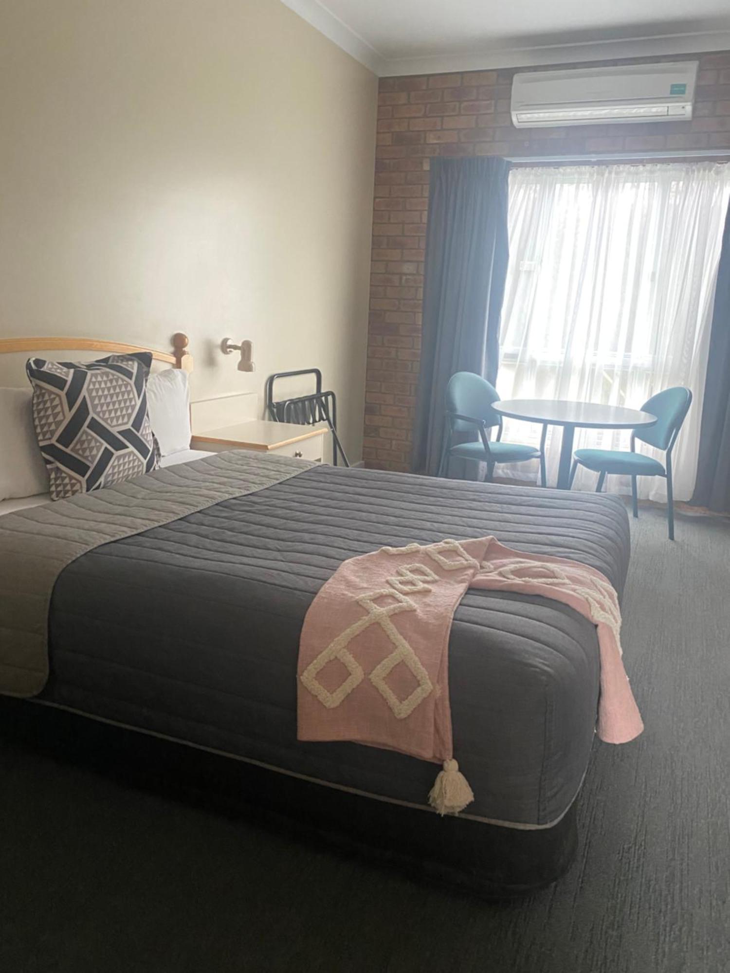 Tumbarumba Motel & Elms Restaurant 외부 사진